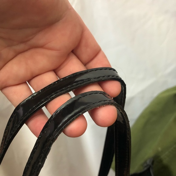 The coolest! Kate spade penguin tote bag - Picture 5 of 14